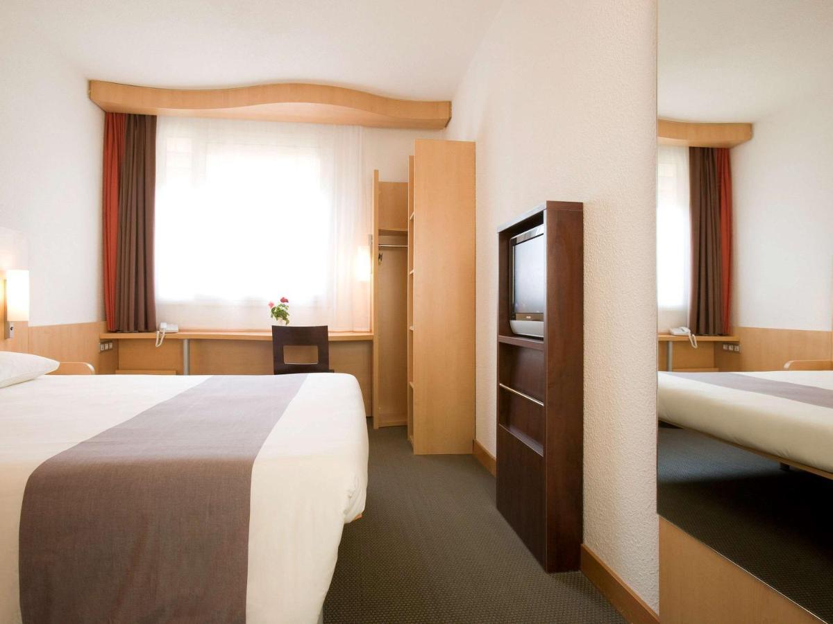 Ibis Cotonou Hotel Exterior photo